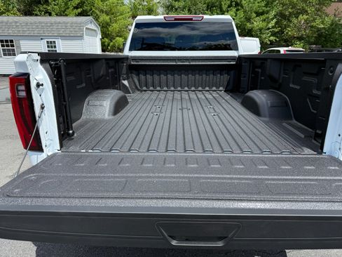 New 2026 GMC Sierra 3500 Pro AWD/4WD image 18