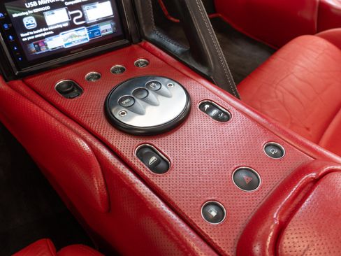 Used 2006 Lamborghini Murcielago Roadster image 21