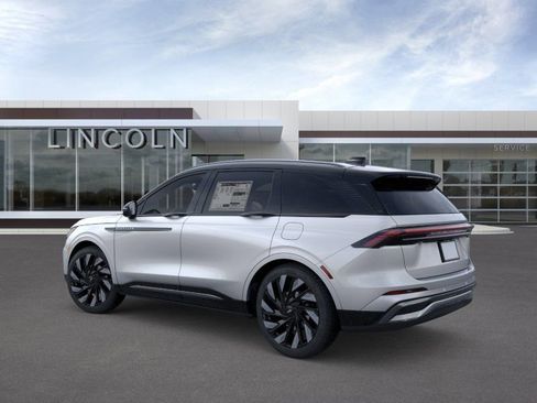 New 2026 Lincoln Nautilus Reserve w/ Jet Appearance Package AWD/4WD image 4