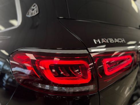 Used 2020 Mercedes-Benz GLS 450 4MATIC image 23