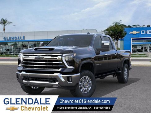 New 2026 Chevrolet Silverado 2500 LTZ w/ LTZ Plus Package AWD/4WD image 6