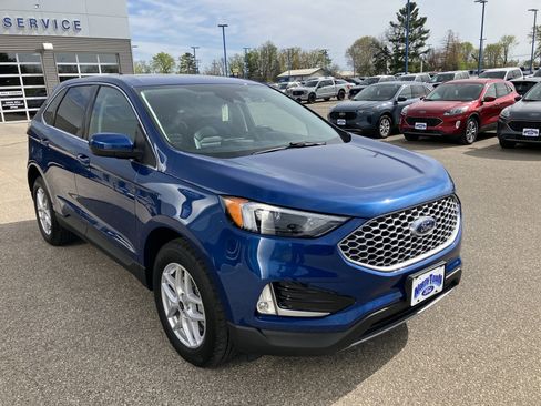 Used 2024 Ford Edge SEL w/ Convenience Package AWD/4WD image 4