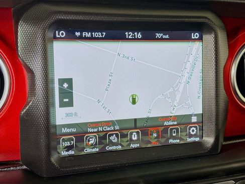 Used 2020 Jeep Wrangler Unlimited Rubicon AWD/4WD image 11