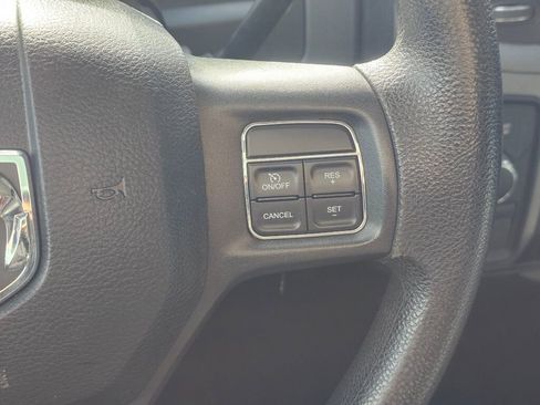 Used 2017 RAM 1500 Express AWD/4WD image 24