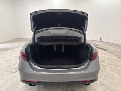 Used 2019 Alfa Romeo Giulia Ti w/ Quick Order Package 22Z Lusso RWD image 24