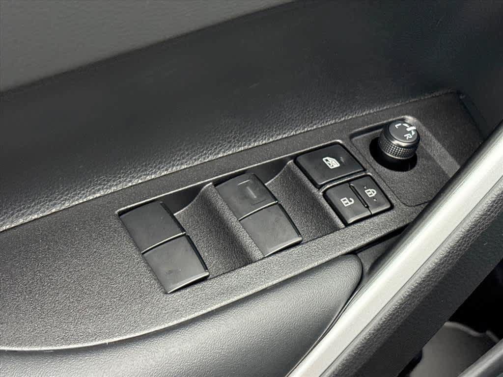 Used 2026 Toyota Corolla Cross XLE w/ Convenience Package FWD image 21
