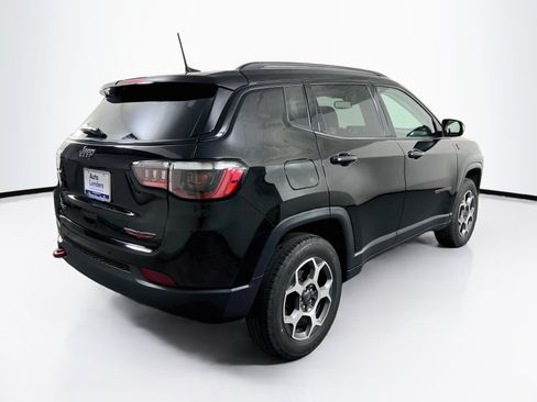 Used 2022 Jeep Compass Trailhawk w/ Sun and Sound Group AWD/4WD image 5