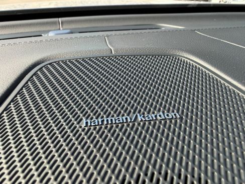 New 2026 Volvo XC60 B5 Ultra w/ Climate Package image 15