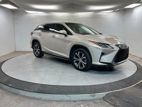 Used 2016 Lexus RX 350 FWD w/ Premium Package image 7