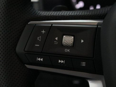 New 2026 Mitsubishi Outlander SE FWD image 9
