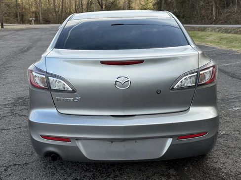 Used 2013 MAZDA MAZDA3 i SV image 9