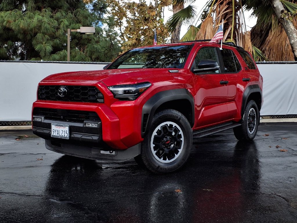 Certified 2026 Toyota 4Runner TRD Off-Road Premium AWD/4WD image 40