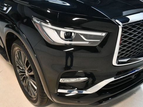 Used 2024 INFINITI QX80 Sensory w/ Cargo Package image 12