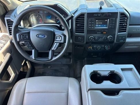 Used 2018 Ford F550 4x4 Crew Cab Super Duty image 18
