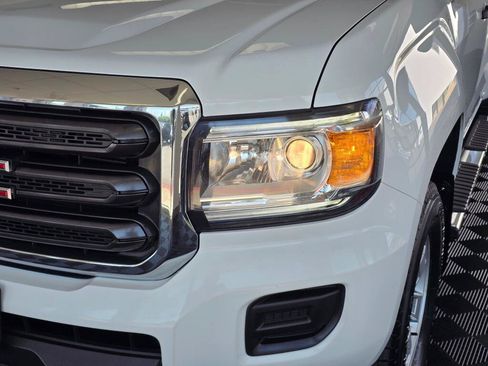 Used 2019 GMC Canyon 2WD Crew Cab w/ Convenience Package image 9