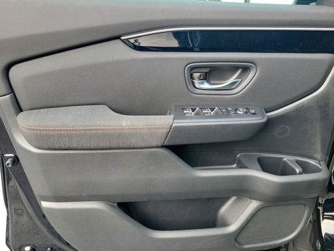 New 2026 Honda Pilot Sport image 10