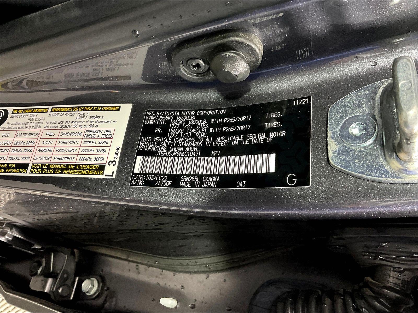 Used 2022 Toyota 4Runner TRD Off-Road AWD/4WD image 19