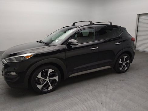 Used 2017 Hyundai Tucson Limited w/ Limited Ultimate Package 03 FWD image 2