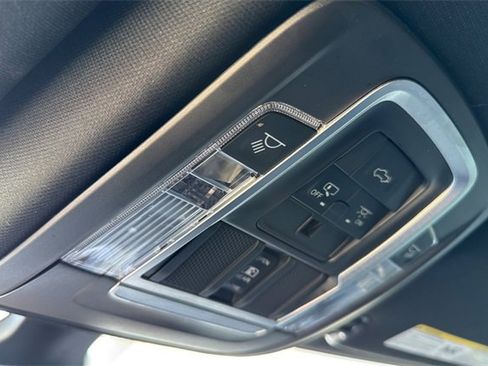 Used 2021 RAM 2500 Laramie w/ Night Edition image 24