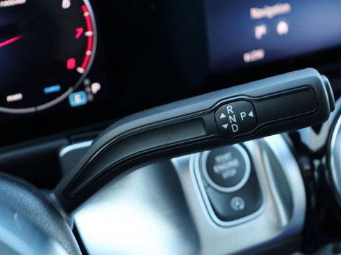 New 2025 Mercedes-Benz GLB 250 image 37