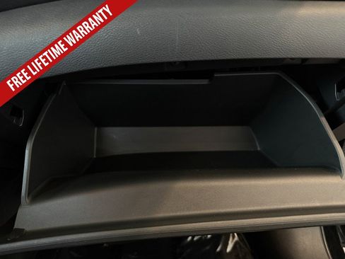 Used 2024 Nissan Sentra SV FWD image 35