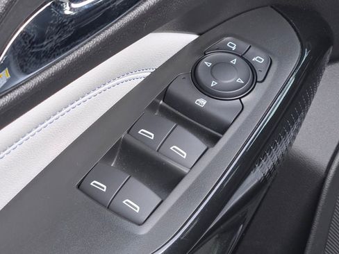 Used 2024 GMC Savana 2500 w/ Driver Convenience Package RWD image 20