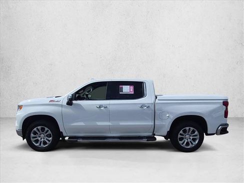 Used 2025 Chevrolet Silverado 1500 LTZ AWD/4WD image 8