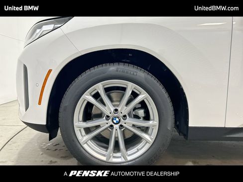 Used 2025 BMW X3 xDrive30i w/ Premium Package image 10