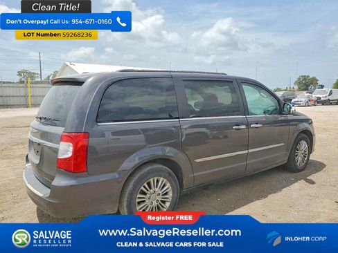 Used 2015 Chrysler Town & Country Touring-L w/ Driver Convenience Group FWD image 4
