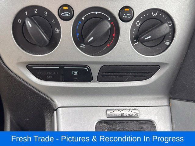 Used 2012 Ford Focus SE FWD image 14