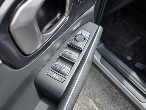 Used 2025 Kia Sorento S w/ Panoramic Sunroof Package FWD image 17