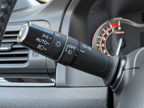 Certified 2017 Honda Pilot Touring image 27