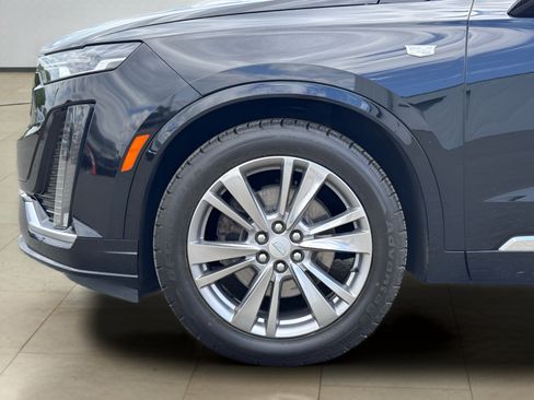 Used 2023 Cadillac XT6 Premium Luxury AWD/4WD image 42