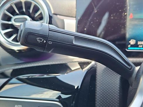 Used 2021 Mercedes-Benz A 220 image 15