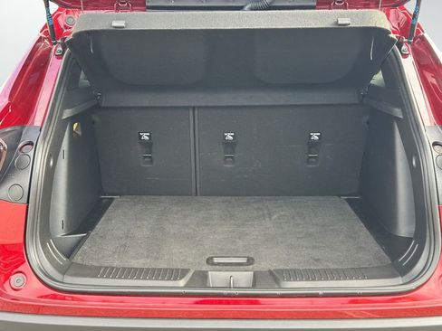 Certified 2024 Chevrolet Trax RS image 8