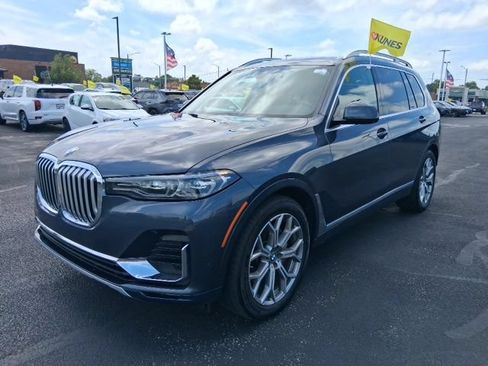 Used 2019 BMW X7 xDrive40i w/ Premium Package AWD/4WD image 11