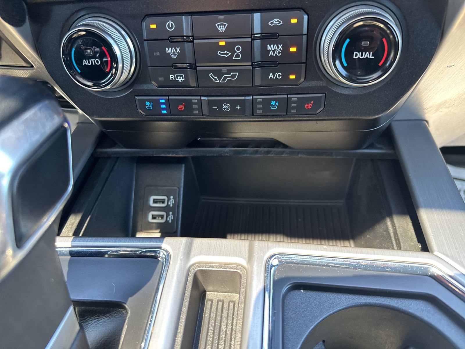 Used 2020 Ford F150 Platinum w/ Equipment Group 701A Luxury AWD/4WD image 70