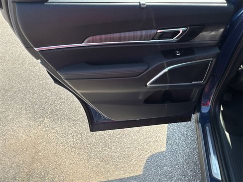 New 2025 Kia Telluride SX w/ SX Captain's Chair Package image 23