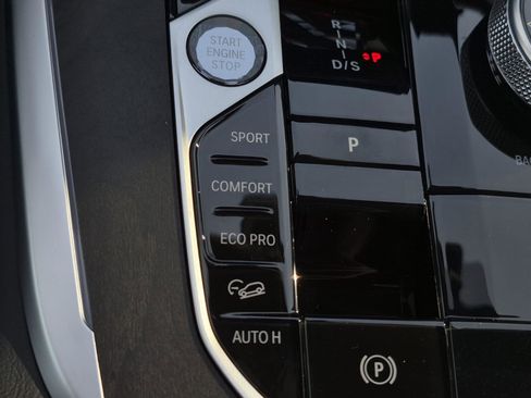 New 2026 BMW X7 xDrive40i w/ Executive Package image 26