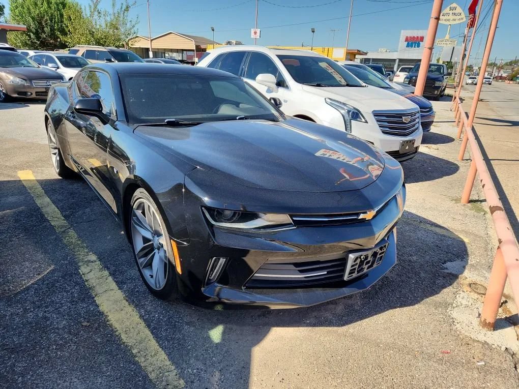 Used 2018 Chevrolet Camaro LT w/ RS Package RWD image 3