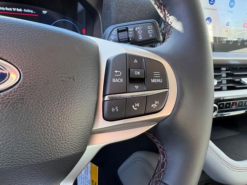 New 2026 Ford Explorer Active w/ Active Comfort Package image 14