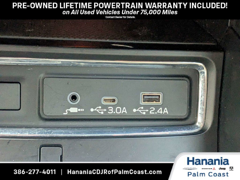 Used 2025 Subaru Ascent Premium AWD/4WD image 23