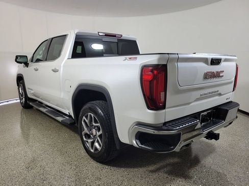Used 2023 GMC Sierra 1500 SLT w/ SLT Premium Package AWD/4WD image 3