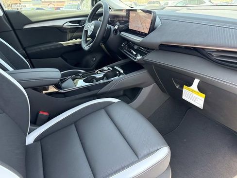 New 2026 Buick Envision Sport Touring AWD/4WD image 17