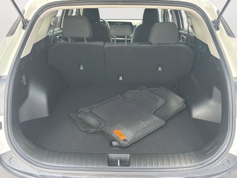 Used 2025 Kia Sportage LX FWD image 23