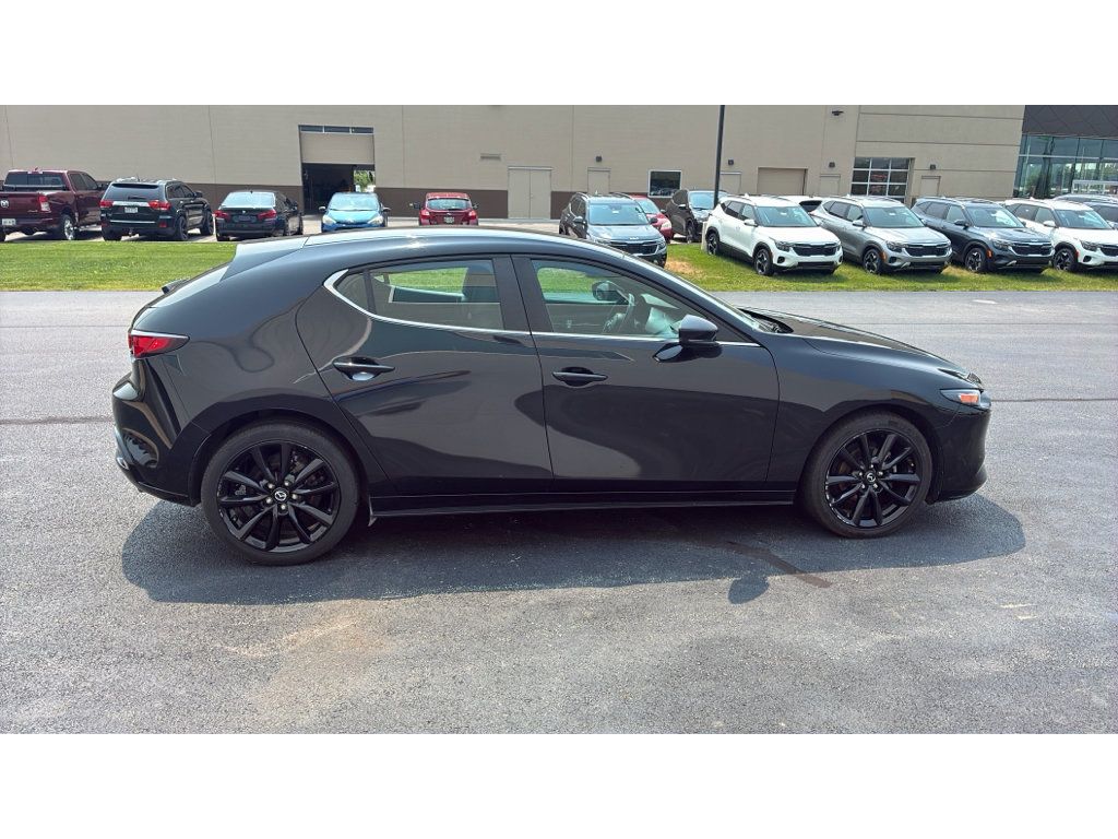 Used 2024 MAZDA MAZDA3 s FWD image 8