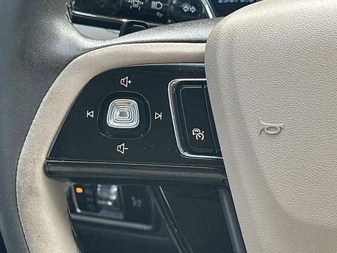 Certified 2024 Lincoln Corsair Premiere image 25