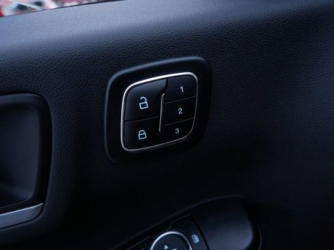 Used 2025 Ford Escape SE w/ PHEV Premium Package image 15