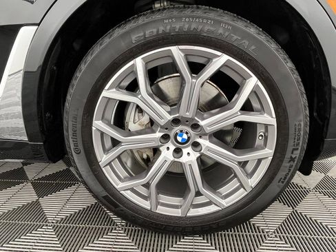 Certified 2024 BMW X7 xDrive40i w/ Premium Package image 17