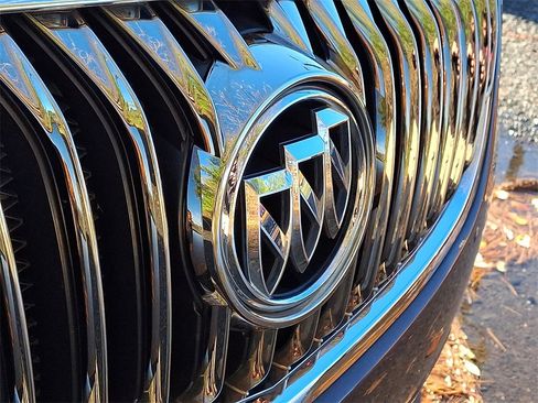 Used 2017 Buick Envision Essence image 4